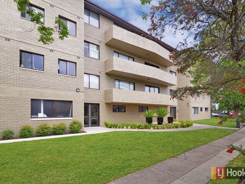 13/9 Taringa Street, Ashfield NSW 2131