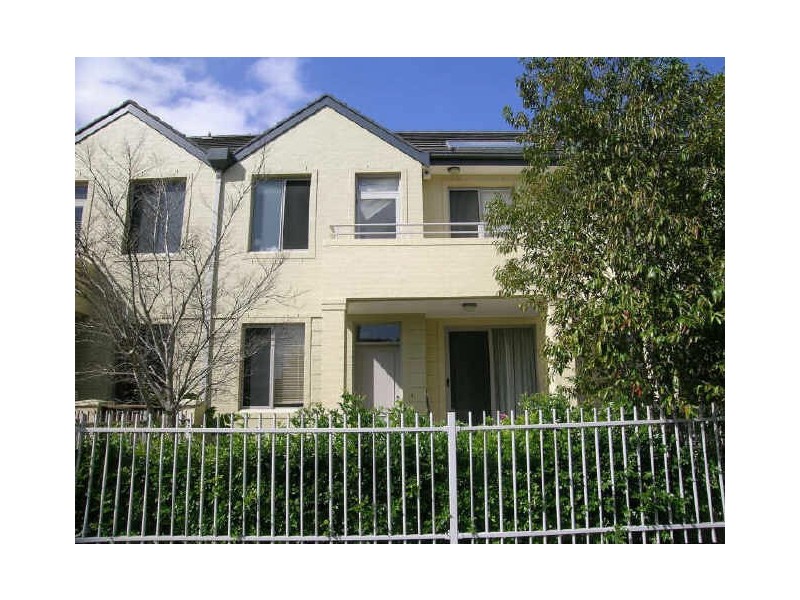 2 Kings Park Circuit, Five Dock NSW 2046