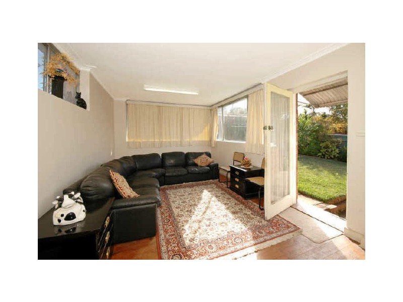 64 Henley Marine Drive, Rodd Point NSW 2046