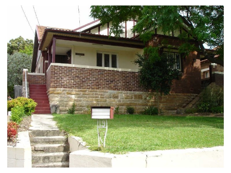 19 Tait Street, Russell Lea NSW 2046