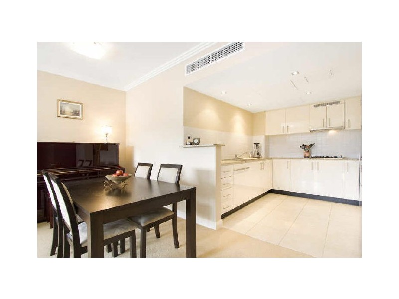 74/141 Bowden Street, Meadowbank NSW 2114