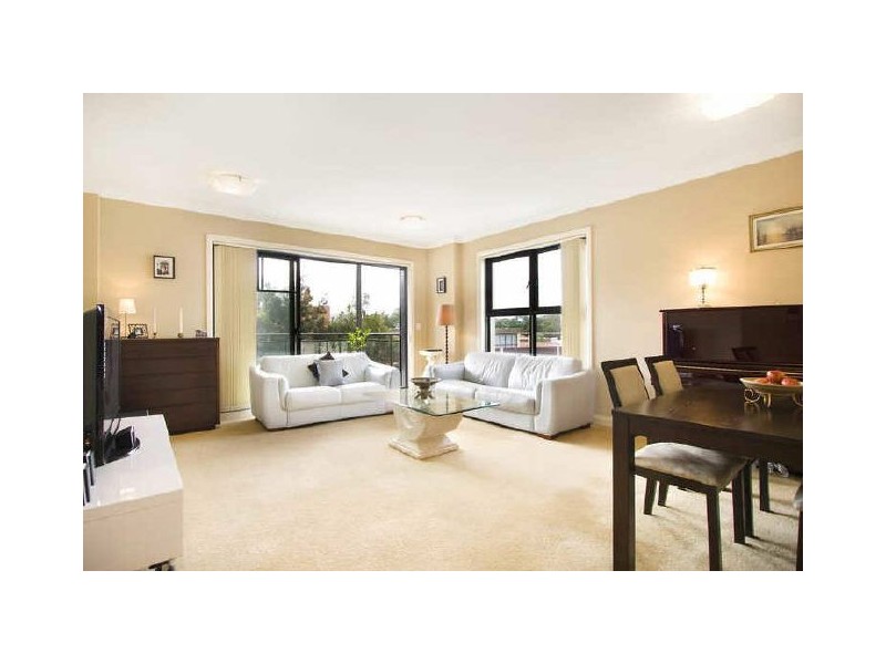 74/141 Bowden Street, Meadowbank NSW 2114