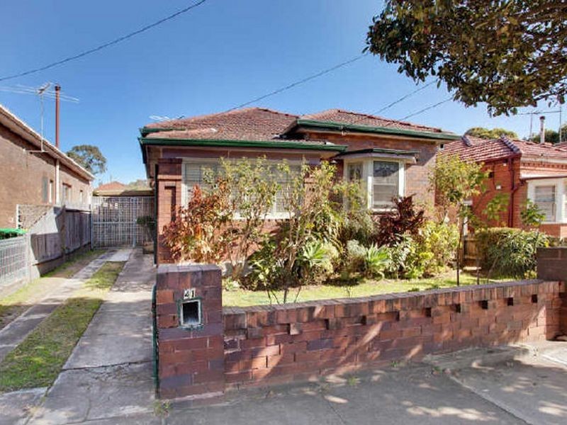 41 Duke Avenue, Rodd Point NSW 2046