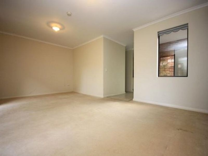 11 Kendall Inlet, Cabarita NSW 2137