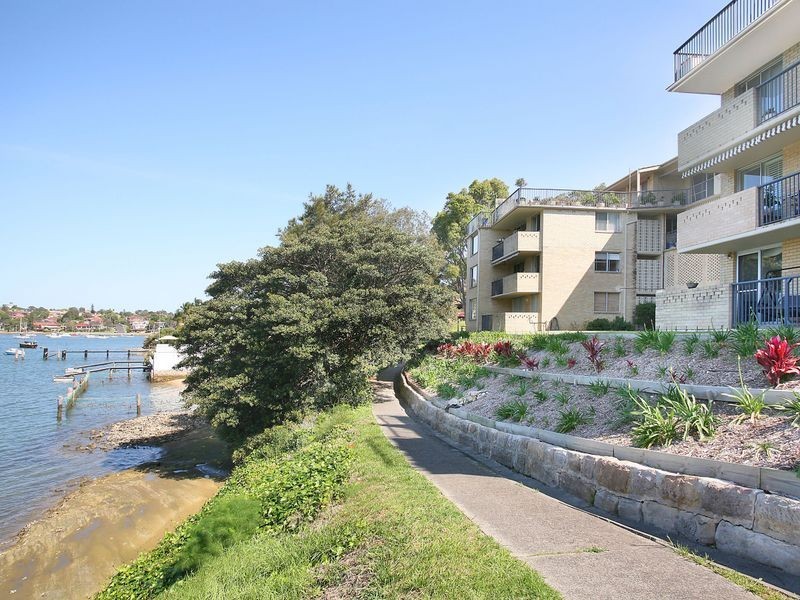 13/19 Bortfield Drive, Chiswick NSW 2046
