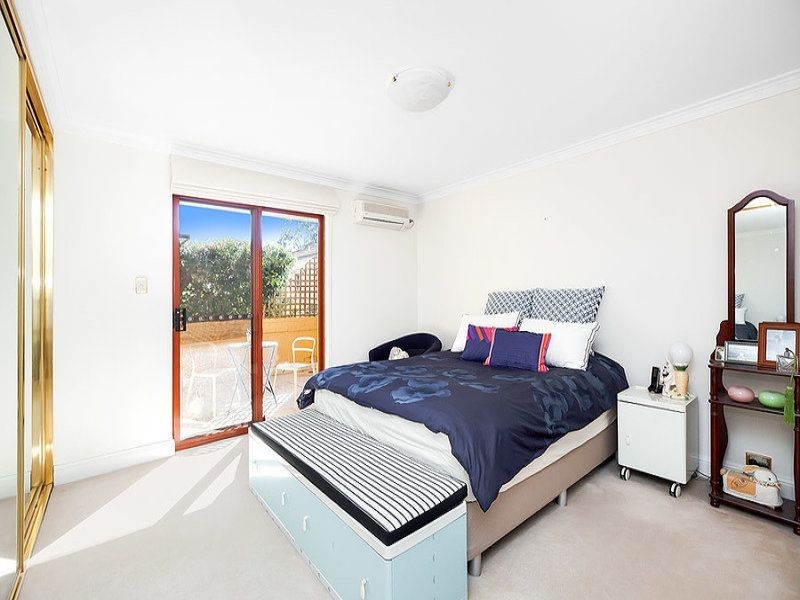 1/74-76 Hampden Road, Russell Lea NSW 2046