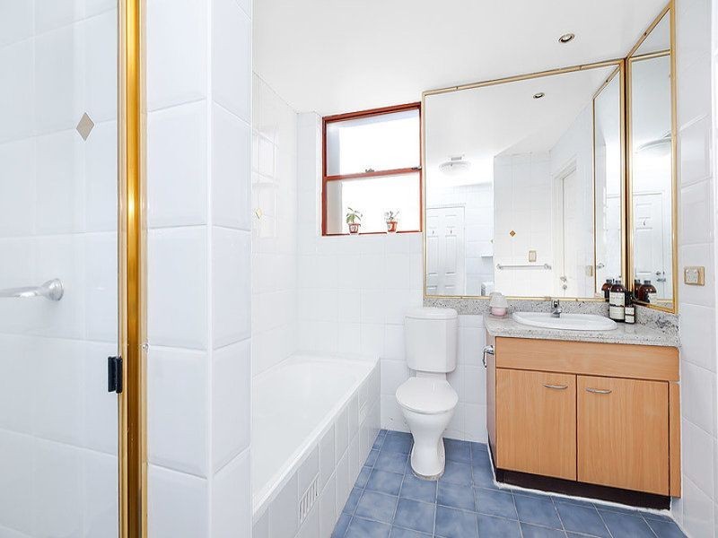 1/74-76 Hampden Road, Russell Lea NSW 2046