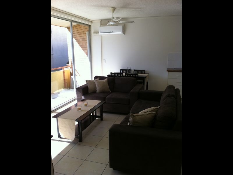 2/3155 Surfers Paradise Boulevard, Surfers Paradise QLD 4217