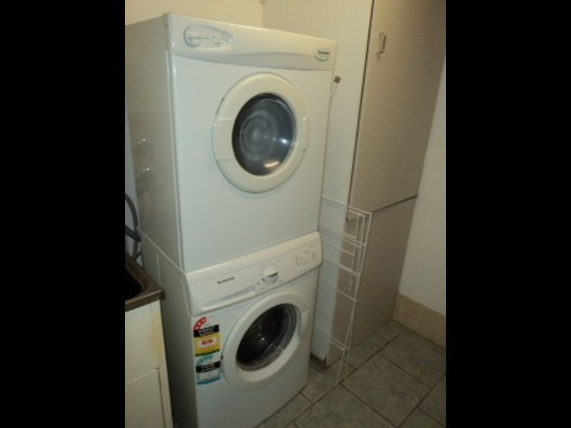 6/24 Hamilton Avenue, Surfers Paradise QLD 4217