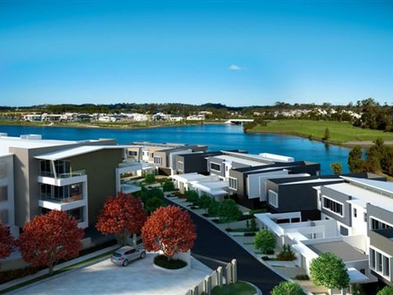 , Varsity Lakes QLD 4227