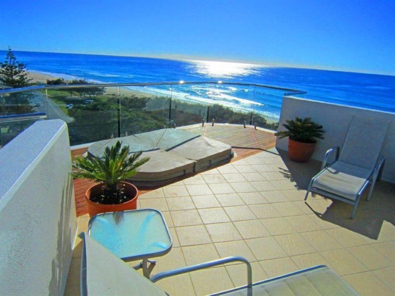 17/3466 Main Beach Parade, Main Beach QLD 4217