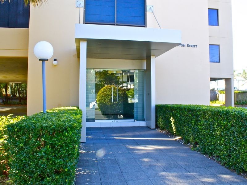 87-89 Upton Street, Bundall QLD 4217