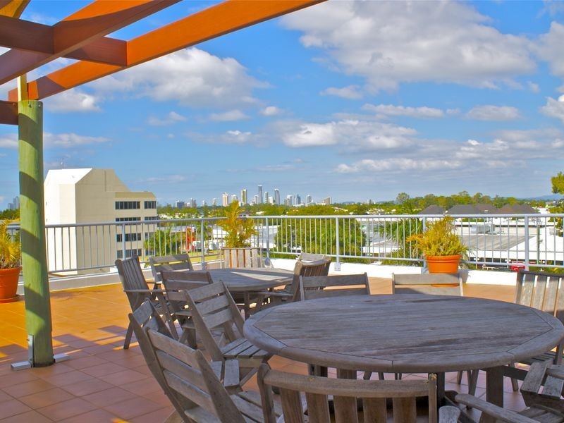 87-89 Upton Street, Bundall QLD 4217