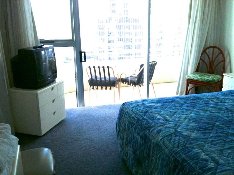 1904/20 The Esplanande, Surfers Paradise QLD 4217