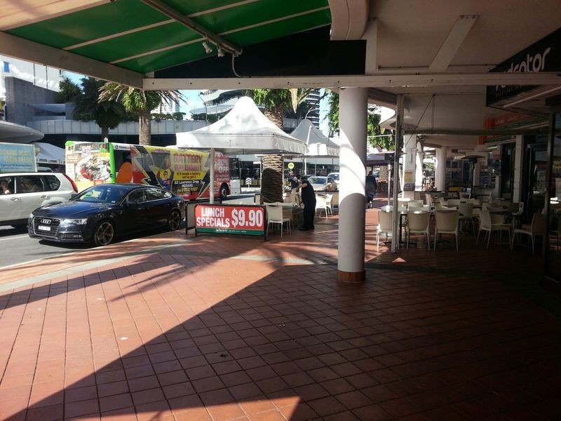 6 SURF PARADE, Broadbeach QLD 4218