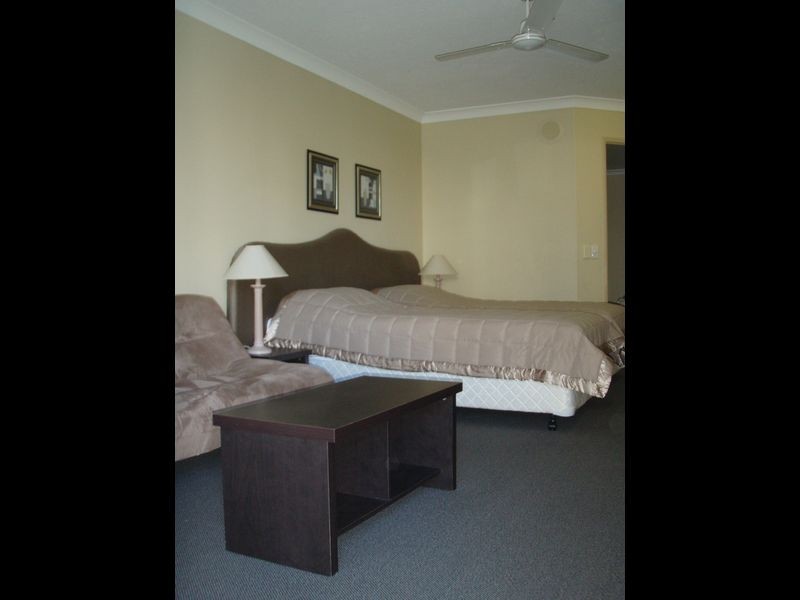 1 Paradise Island, Surfers Paradise QLD 4217