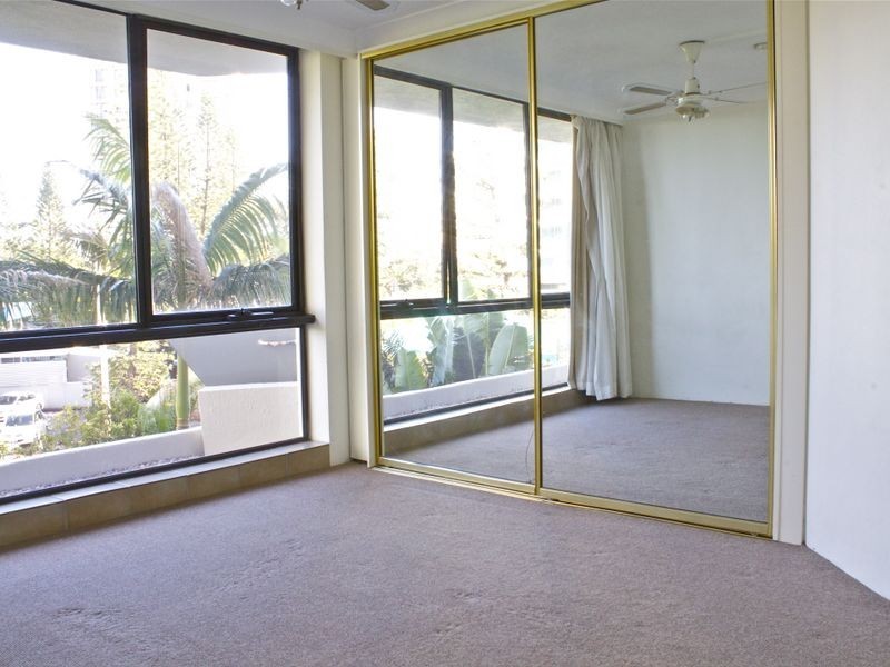 9/2981 Surfers Paradise Boulevard, Surfers Paradise QLD 4217