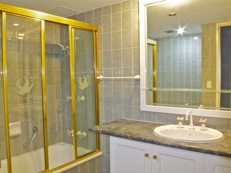 9/2981 Surfers Paradise Boulevard, Surfers Paradise QLD 4217