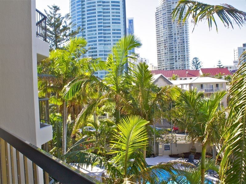 9/2981 Surfers Paradise Boulevard, Surfers Paradise QLD 4217