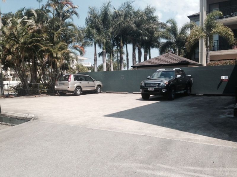 1 & 1A/34 THOMAS Drive, Surfers Paradise QLD 4217