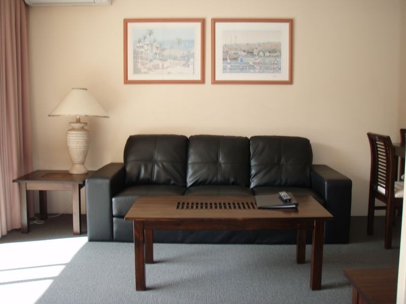 1 Paradise Island, Surfers Paradise QLD 4217