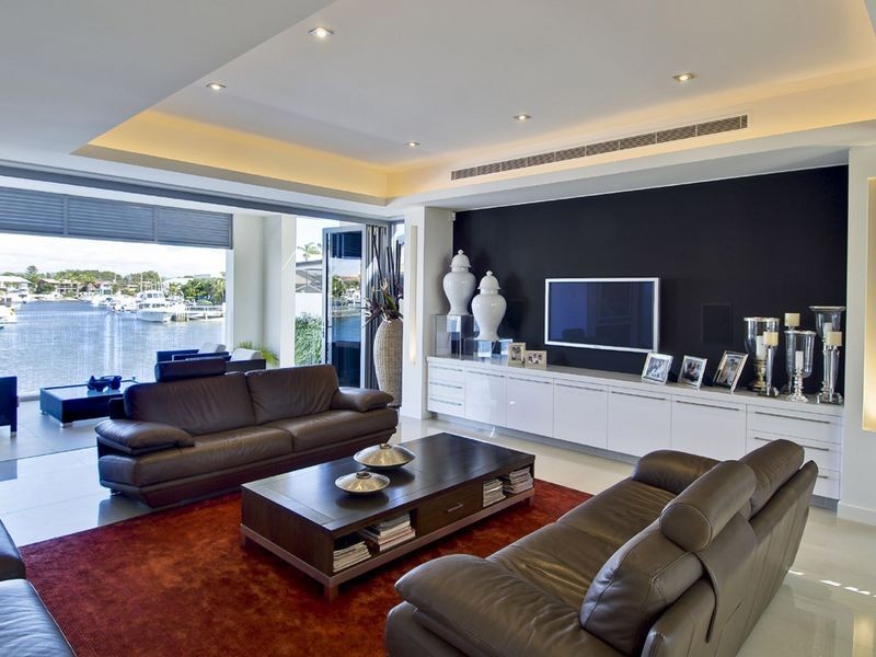 8 Shearwater Esplanande, Runaway Bay QLD 4216
