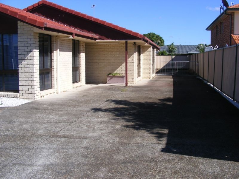 232 Bayview Street, Runaway Bay QLD 4216