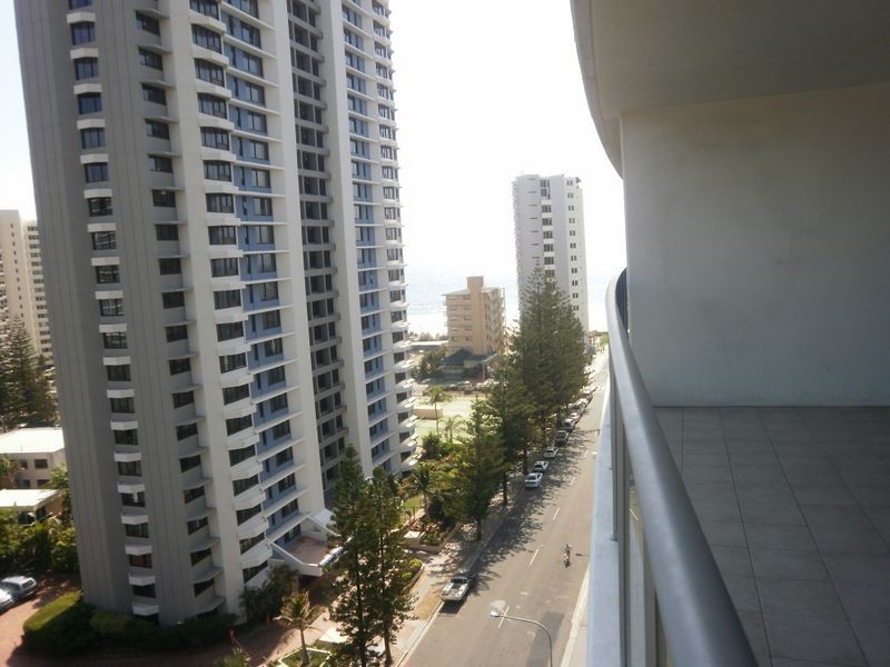 18 Enderley Avenue, Surfers Paradise QLD 4217