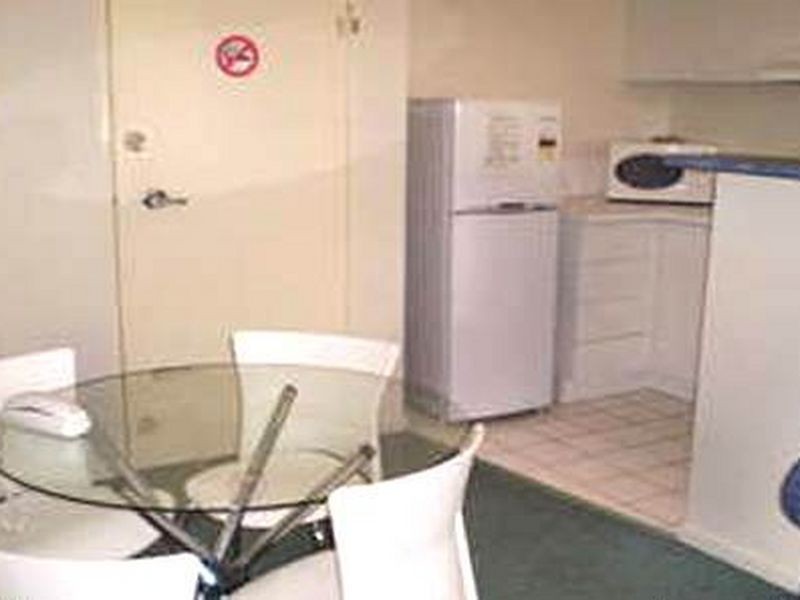 12/43 Cypress Avenue, Surfers Paradise QLD 4217
