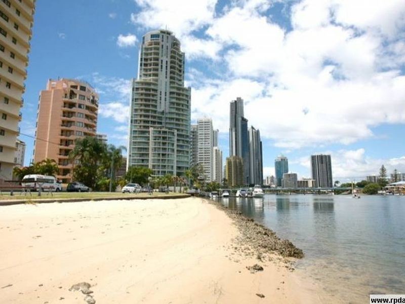 12/43 Cypress Avenue, Surfers Paradise QLD 4217