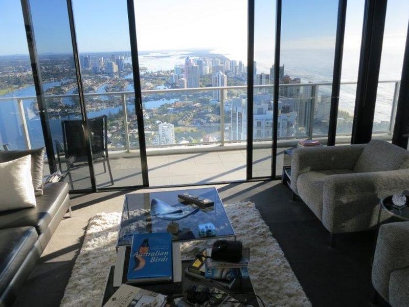 9 Ferny Avenue, Surfers Paradise QLD 4217