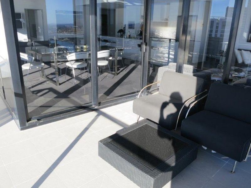 9 Ferny Avenue, Surfers Paradise QLD 4217