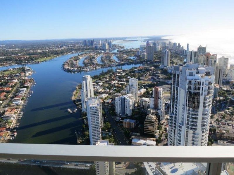 9 Ferny Avenue, Surfers Paradise QLD 4217