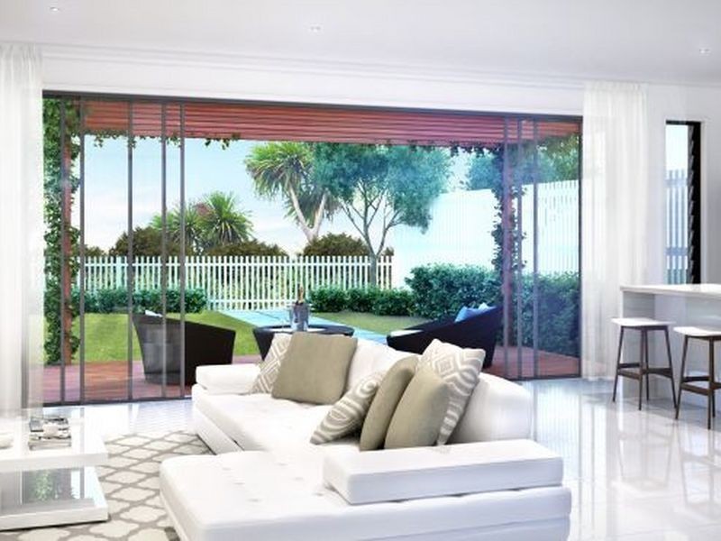 , Runaway Bay QLD 4216