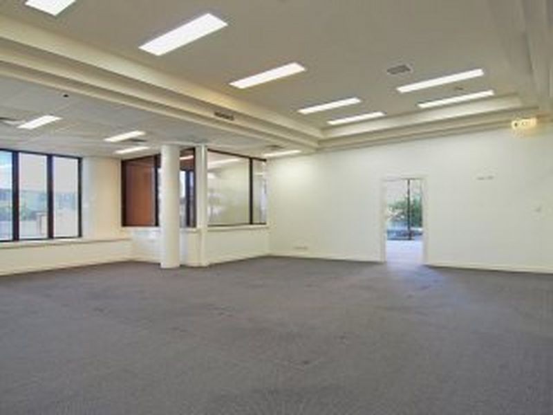 42 Bundall Road, Bundall QLD 4217