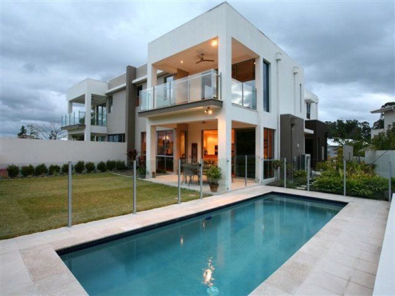 5021 Riverwood Grove, Benowa QLD 4217