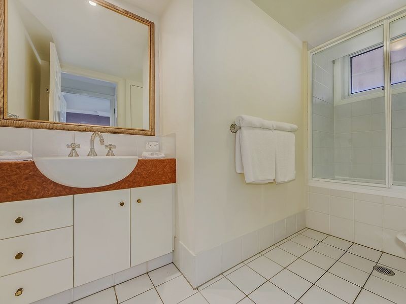 9-21 Beach Parade, Surfers Paradise QLD 4217