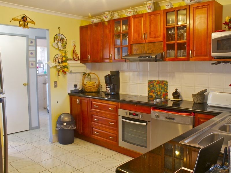 19 Latrobe Avenue, Helensvale QLD 4212