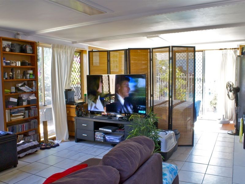 19 Latrobe Avenue, Helensvale QLD 4212