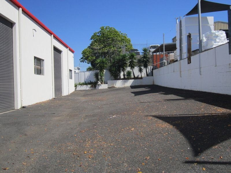 38 Commercial Drive, Ashmore QLD 4214