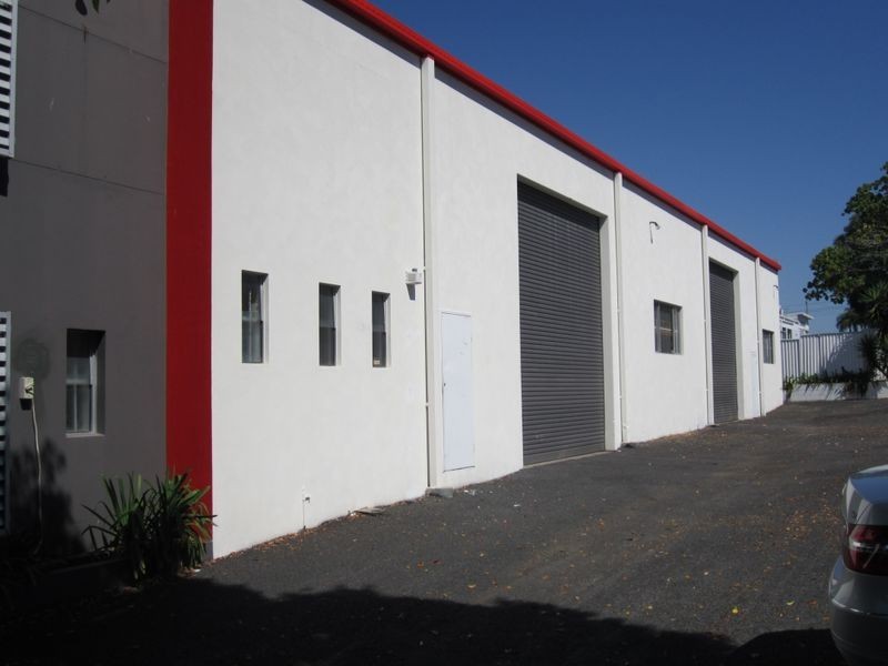 38 Commercial Drive, Ashmore QLD 4214