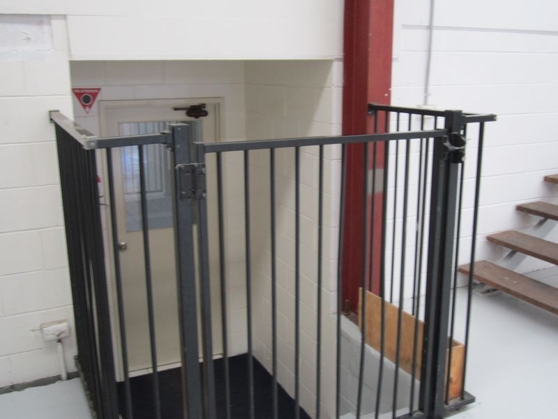 38 Commercial Drive, Ashmore QLD 4214