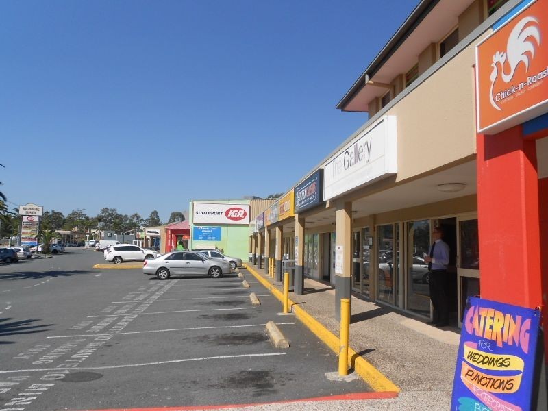 10/138 Slayter Ave, Benowa QLD 4217