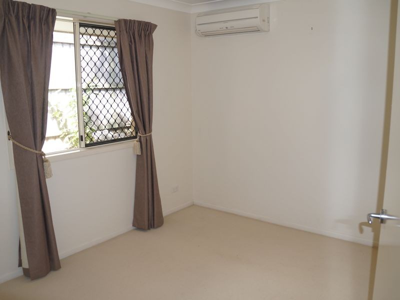 24 Meadow Street, Eight Mile Plains QLD 4113