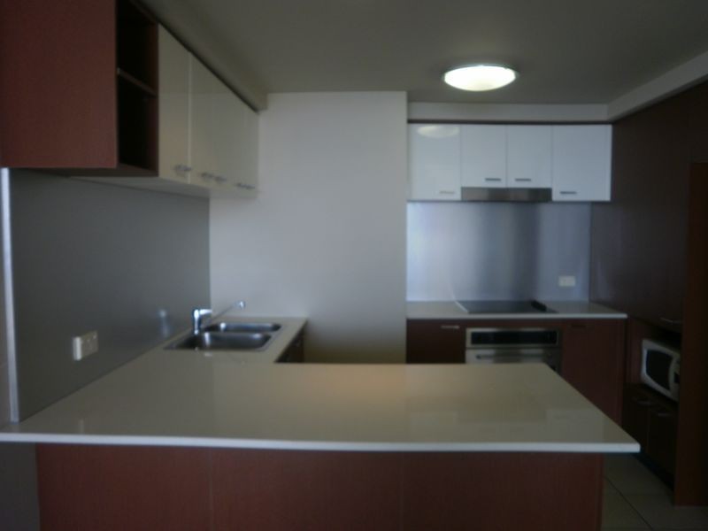 25/23 Ferny Avenue, Surfers Paradise QLD 4217