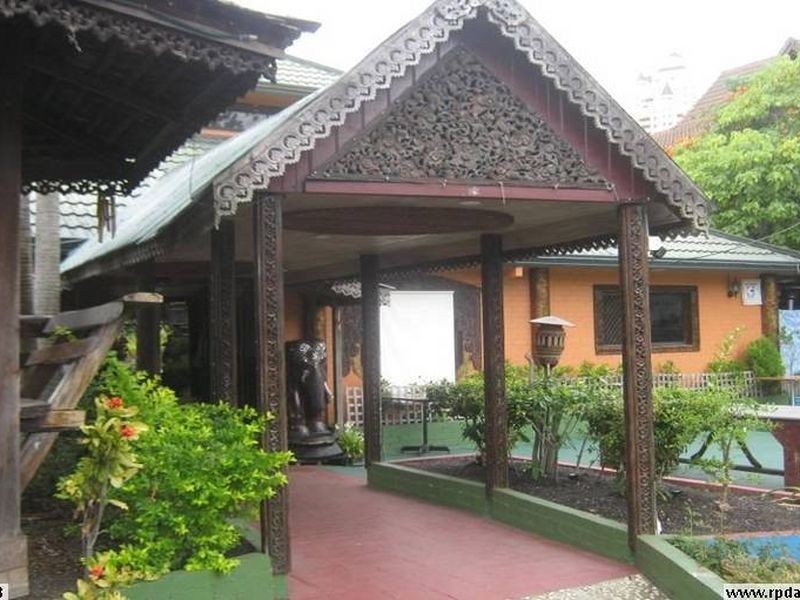 2765 GOLD COAST HIGHWAY, Broadbeach QLD 4218