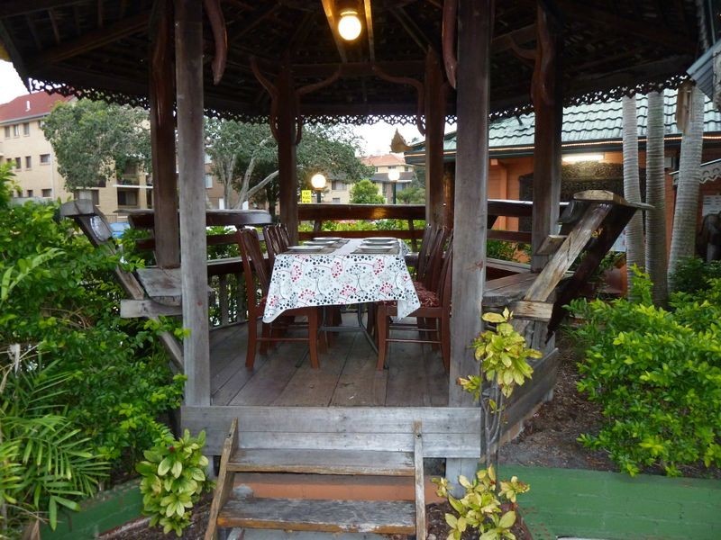 2765 GOLD COAST HIGHWAY, Broadbeach QLD 4218