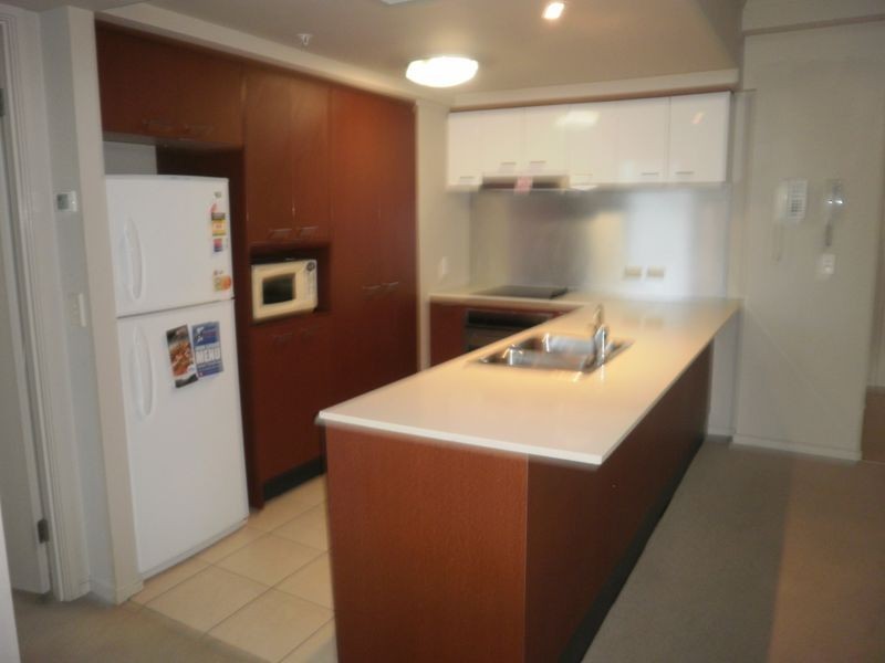 3106/23 Ferny Avenue, Surfers Paradise QLD 4217