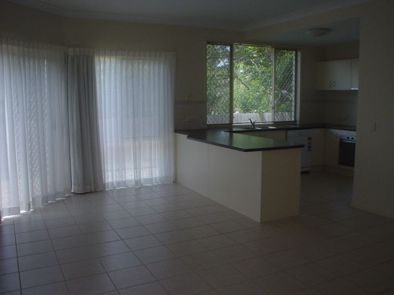 1/13 Maltman Av, Southport QLD 4215