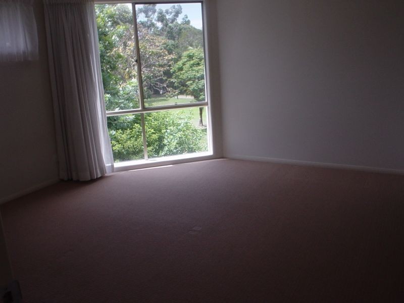 1/13 Maltman Av, Southport QLD 4215